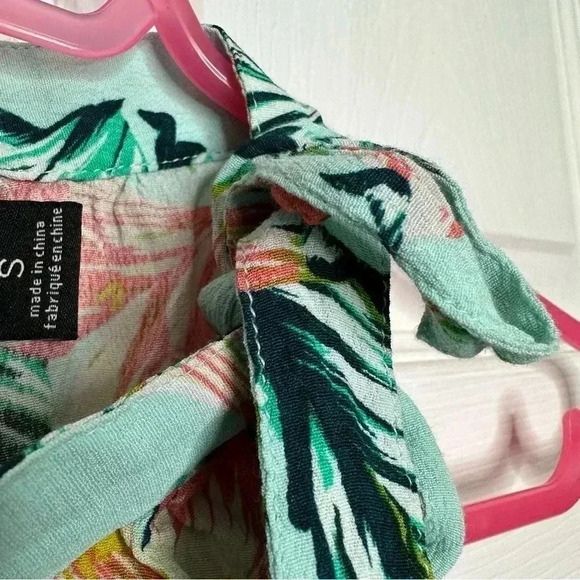 Minkpink Sunshine Coast Floral Print Tie Neck Halter Swing Top Size Small - Picture 7 of 16